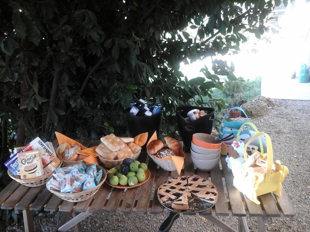 Nonna Litta Villa Albenga Buitenkant foto